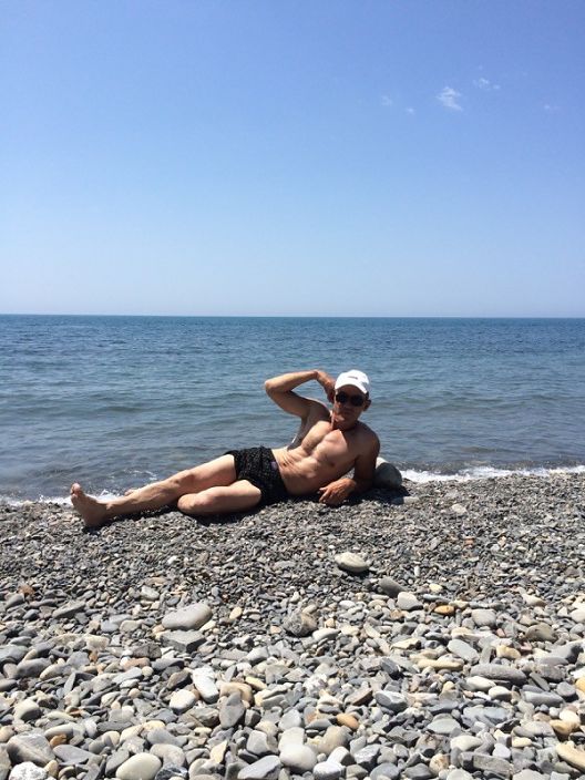 Я на море.