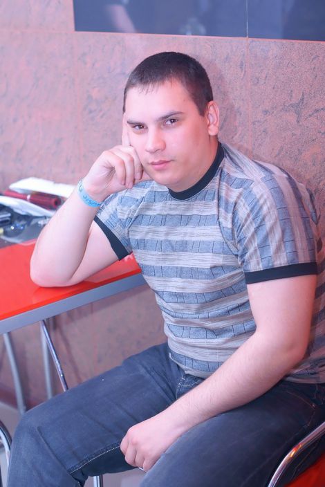 задумался