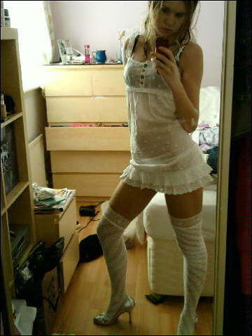 Stolen pictures of real selfshot mirror girl
