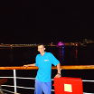 В море