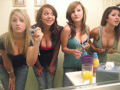 4 hot girls