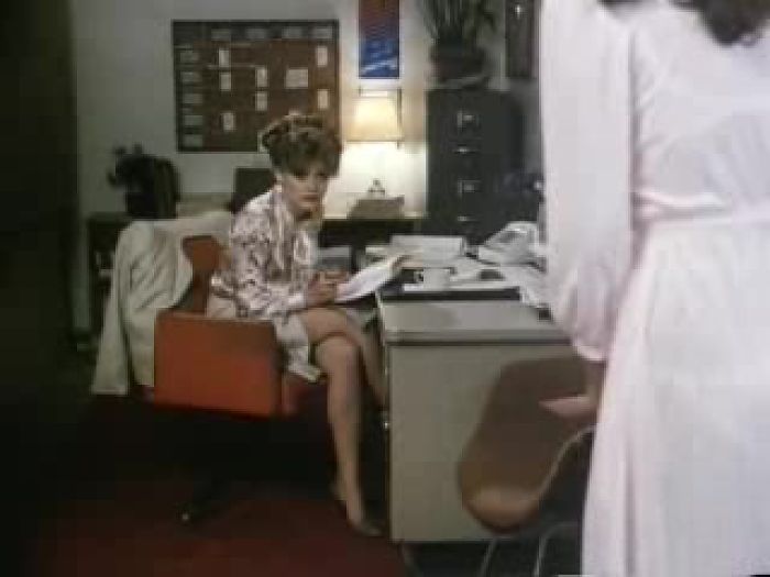 Lisa Deleeuw Lesbian Sex Scene