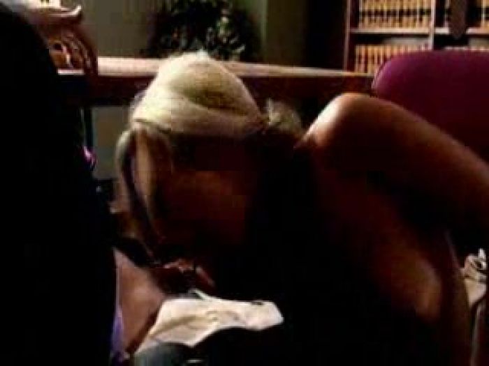 Босс оттрахал секретутку