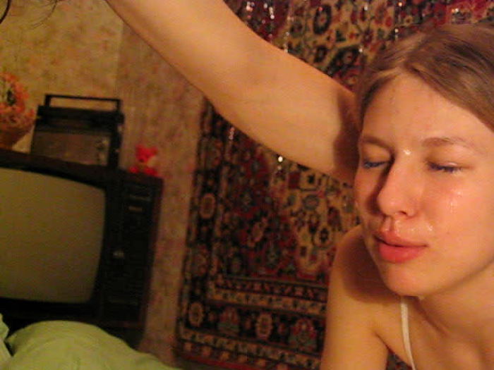 Настя со спермой на лице