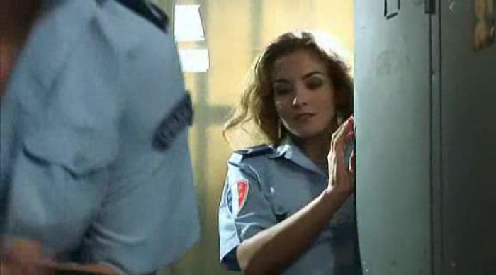 Две Полисменши в ночную смену